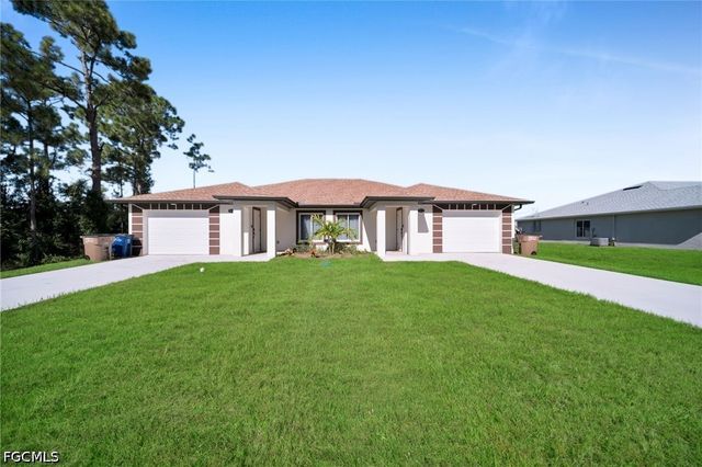 903A Albany AVE, Lehigh Acres, FL 33971