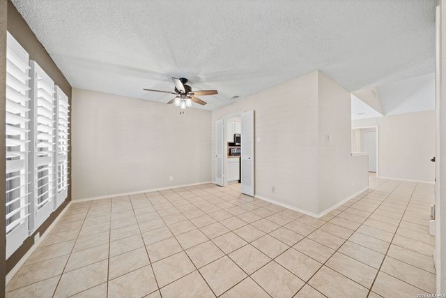 2315 SHADY CREST CIR, San Antonio, TX 78231