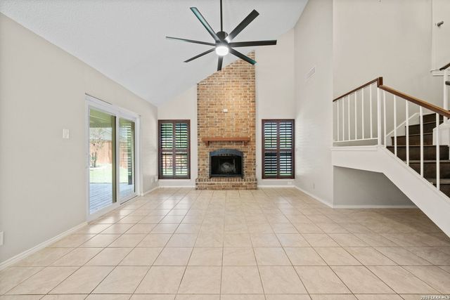 2315 SHADY CREST CIR, San Antonio, TX 78231