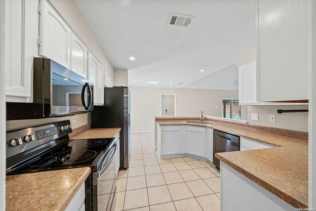 2315 SHADY CREST CIR, San Antonio, TX 78231