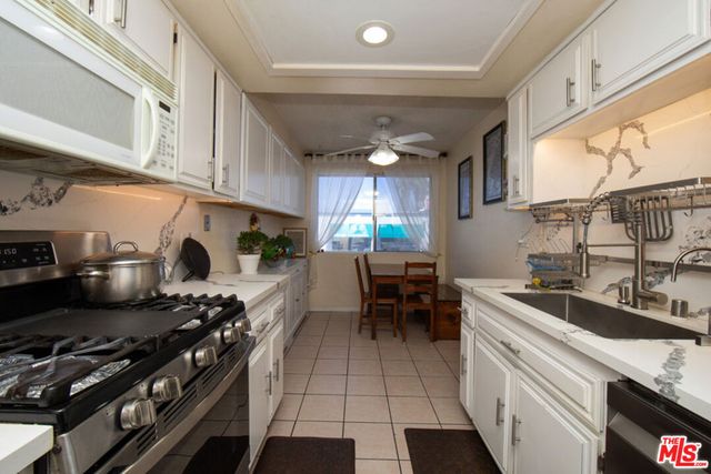 9041 Van Nuys Boulevard 210, Panorama City, CA 91402