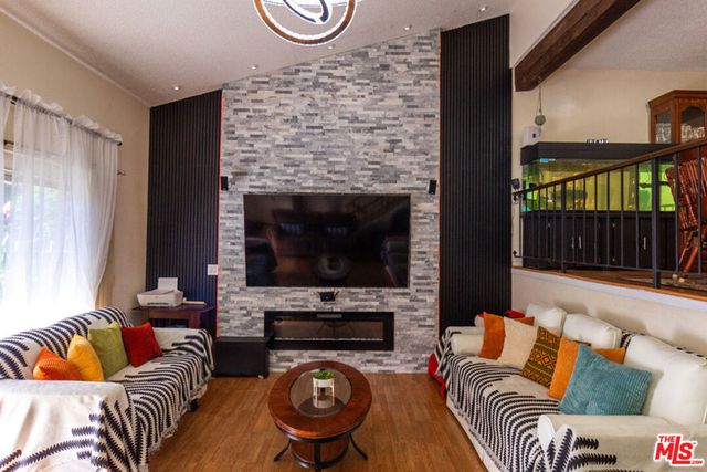 9041 Van Nuys Boulevard 210, Panorama City, CA 91402