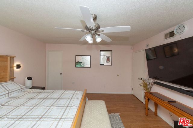 9041 Van Nuys Boulevard 210, Panorama City, CA 91402
