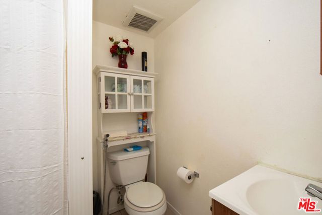 9041 Van Nuys Boulevard 210, Panorama City, CA 91402