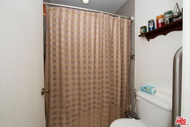 9041 Van Nuys Boulevard 210, Panorama City, CA 91402