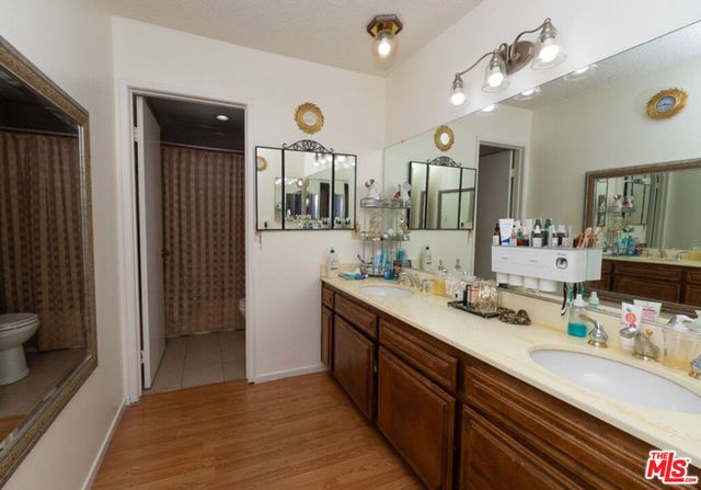 9041 Van Nuys Boulevard 210, Panorama City, CA 91402