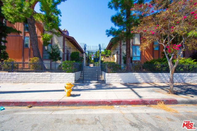9041 Van Nuys Boulevard 210, Panorama City, CA 91402