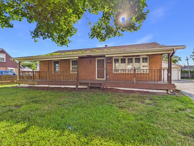 8133 S 85th Court, Justice, IL 60458