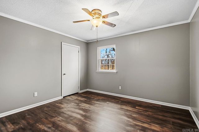 37 Coachlight Drive, Little Rock, AR 72227