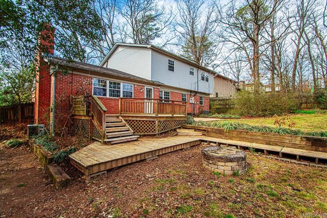 37 Coachlight Drive, Little Rock, AR 72227