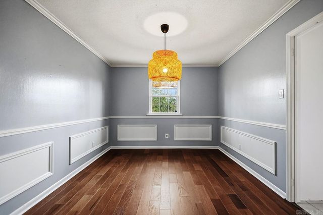 37 Coachlight Drive, Little Rock, AR 72227