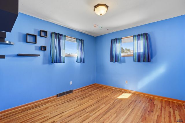 2017 STIRLING, Rapid City, SD 57702