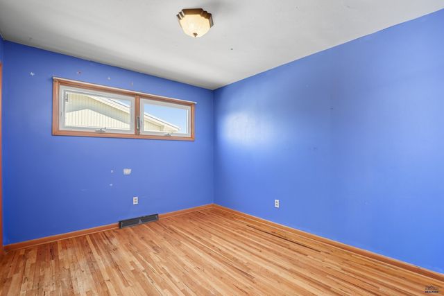 2017 STIRLING, Rapid City, SD 57702