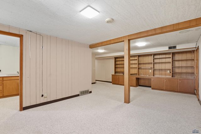 2017 STIRLING, Rapid City, SD 57702