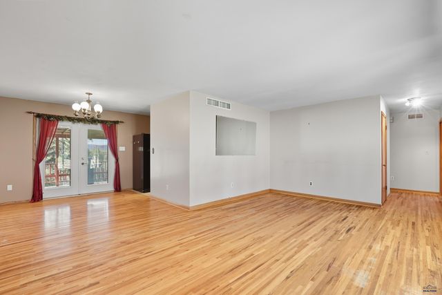 2017 STIRLING, Rapid City, SD 57702