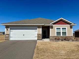 155 Summerfield Drive, Waverly, MN 55390