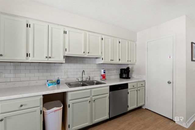 1872 W Beach Boulevard, Gulf Shores, AL 36542