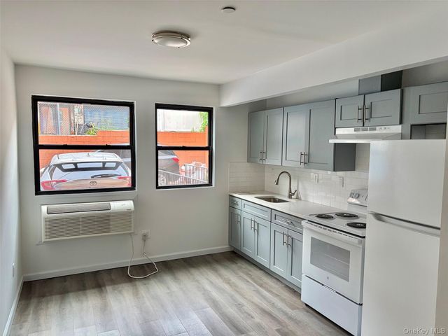 2097 Davidson Avenue, Bronx, NY 10453