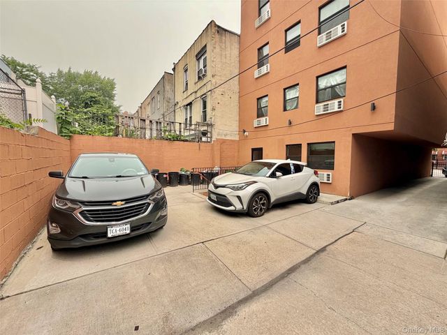 2097 Davidson Avenue, Bronx, NY 10453