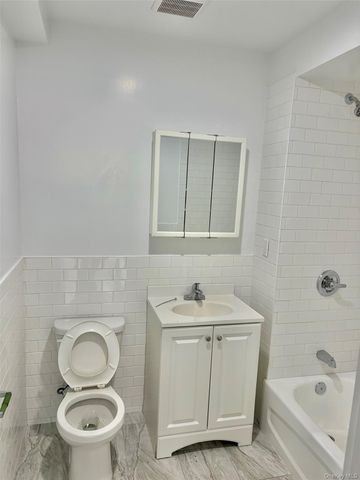 2097 Davidson Avenue, Bronx, NY 10453