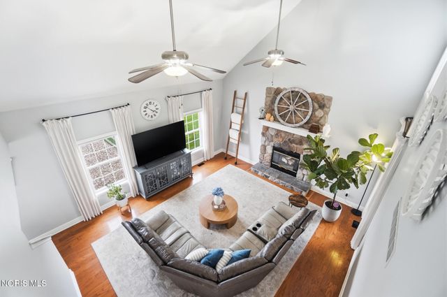 24900 Thompson Road, Perrysburg, OH 43551