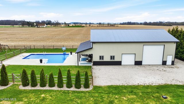 24900 Thompson Road, Perrysburg, OH 43551