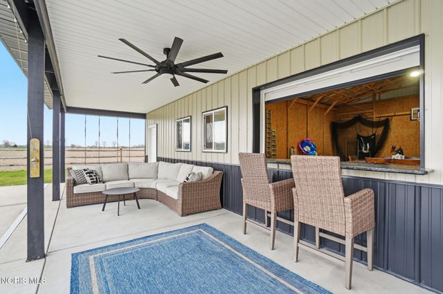 24900 Thompson Road, Perrysburg, OH 43551