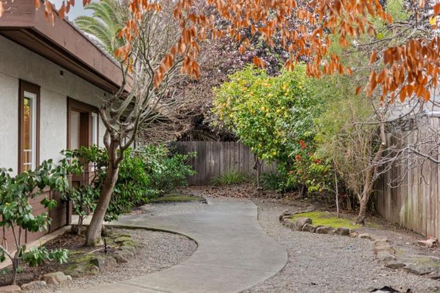 24952 Cypress Avenue, Hayward, CA 94544