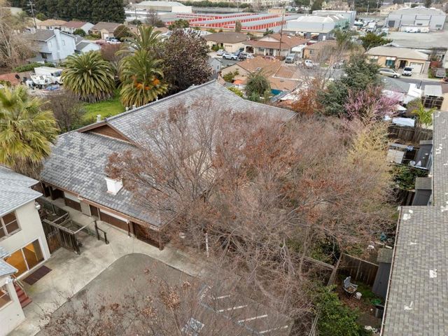 24952 Cypress Avenue, Hayward, CA 94544