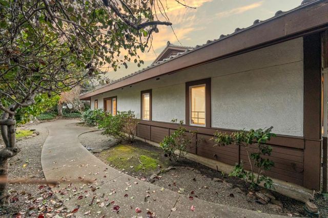 24952 Cypress Avenue, Hayward, CA 94544
