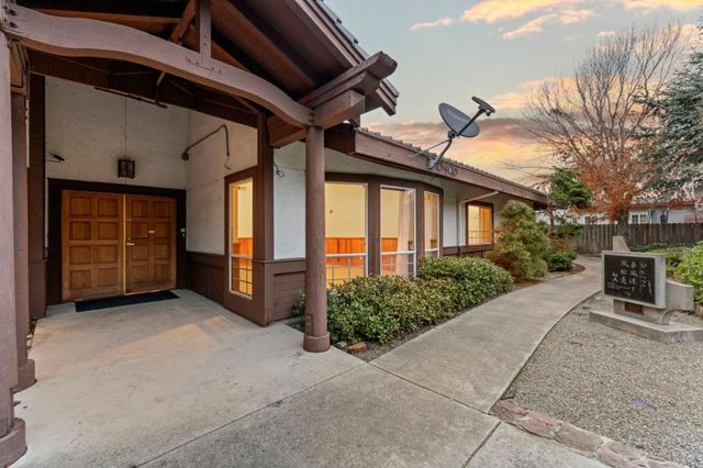 24952 Cypress Avenue, Hayward, CA 94544