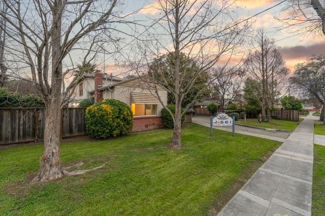 24952 Cypress Avenue, Hayward, CA 94544