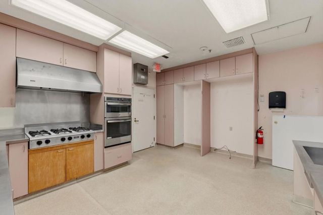 24952 Cypress Avenue, Hayward, CA 94544