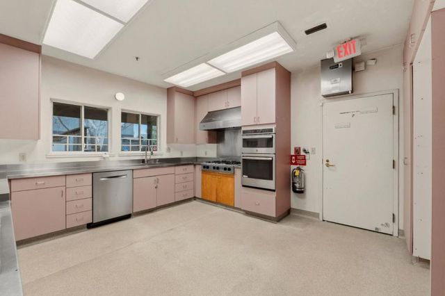 24952 Cypress Avenue, Hayward, CA 94544