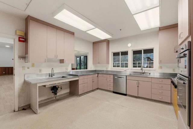 24952 Cypress Avenue, Hayward, CA 94544