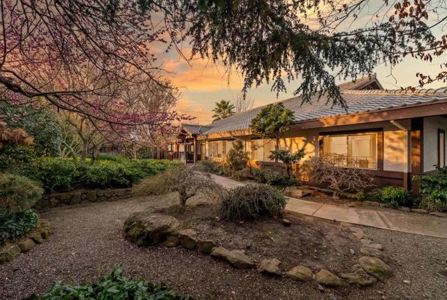 24952 Cypress Avenue, Hayward, CA 94544