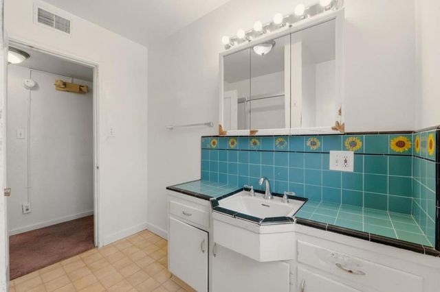 24952 Cypress Avenue, Hayward, CA 94544