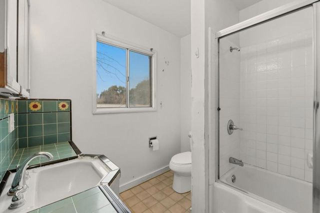 24952 Cypress Avenue, Hayward, CA 94544