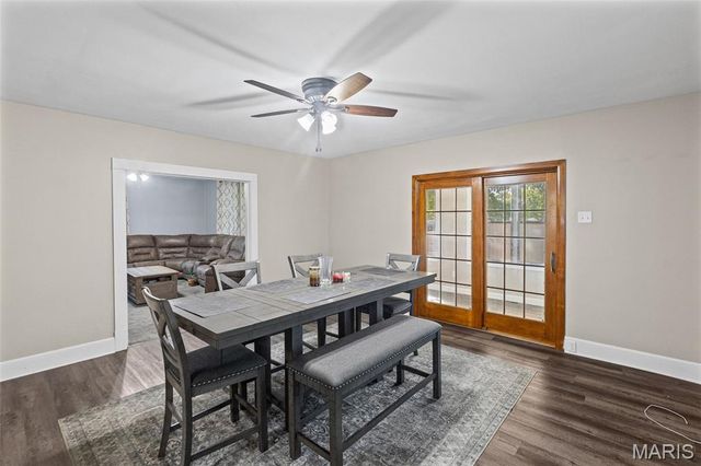 218 E Cherry Street, Columbia, IL 62236