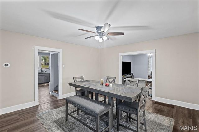 218 E Cherry Street, Columbia, IL 62236