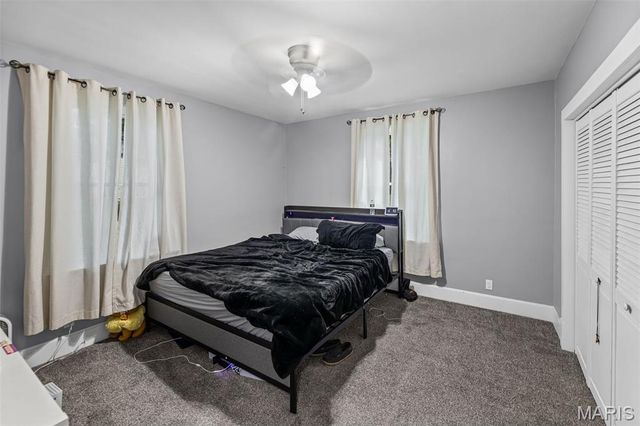 218 E Cherry Street, Columbia, IL 62236