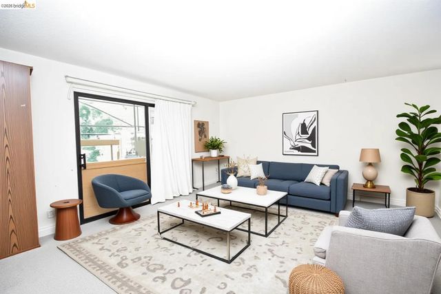 330 N Civic Dr 301, Walnut Creek, CA 94596