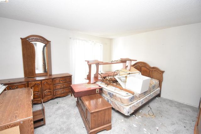 330 N Civic Dr 301, Walnut Creek, CA 94596