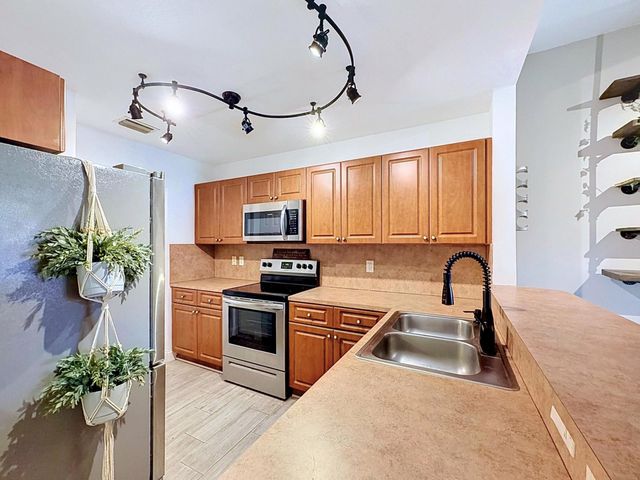 2154 Anchor Court, Dania Beach, FL 33312