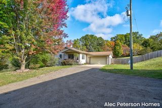 1301 E Mill Street, Hastings Twp, MI 49058