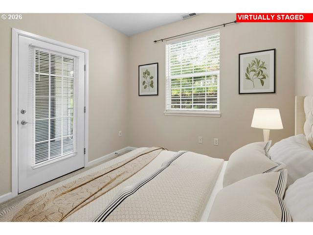 4890 SUMMERLINN Way, West Linn, OR 97068