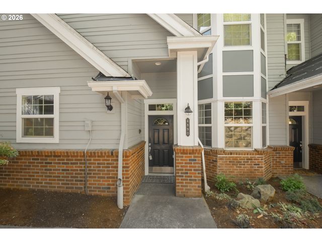 4890 SUMMERLINN Way, West Linn, OR 97068