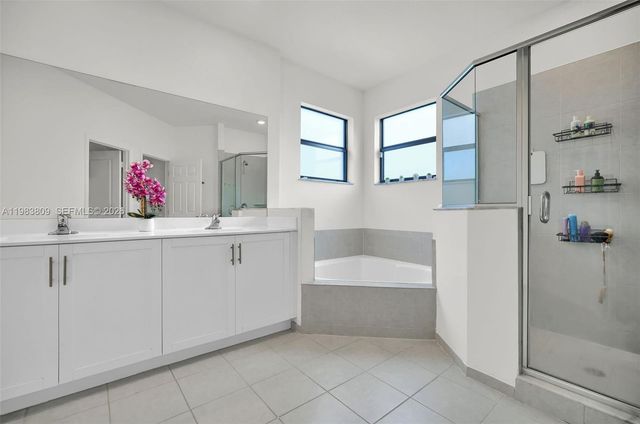 13367 SW 285th St, Homestead, FL 33033