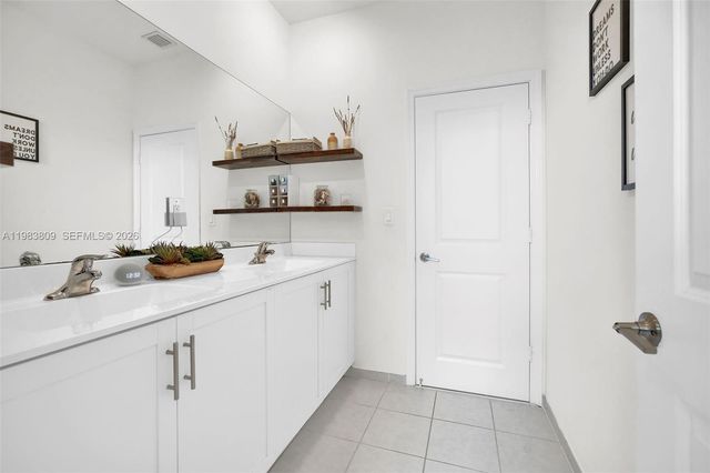 13367 SW 285th St, Homestead, FL 33033