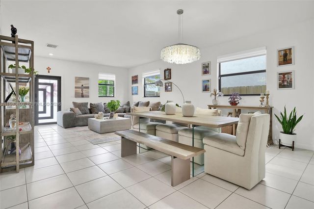 13367 SW 285th St, Homestead, FL 33033